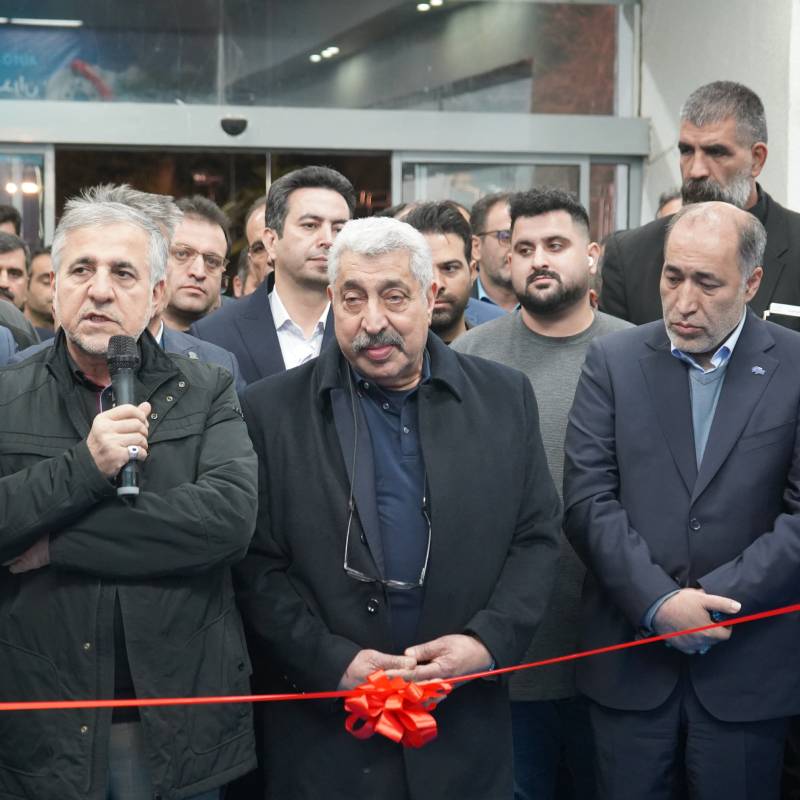 افتتاحیه نمایشگاه خودرو و قطعه‌سازی ساری 1404